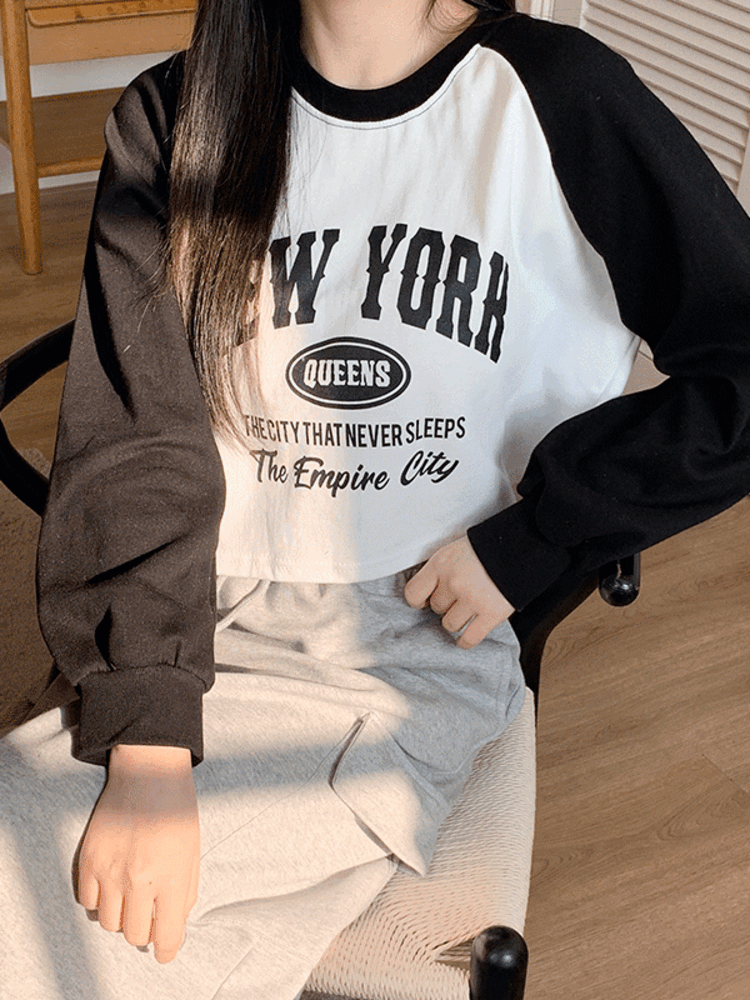 렐루카  라운드넥 배색 나그랑 레터링 티셔츠